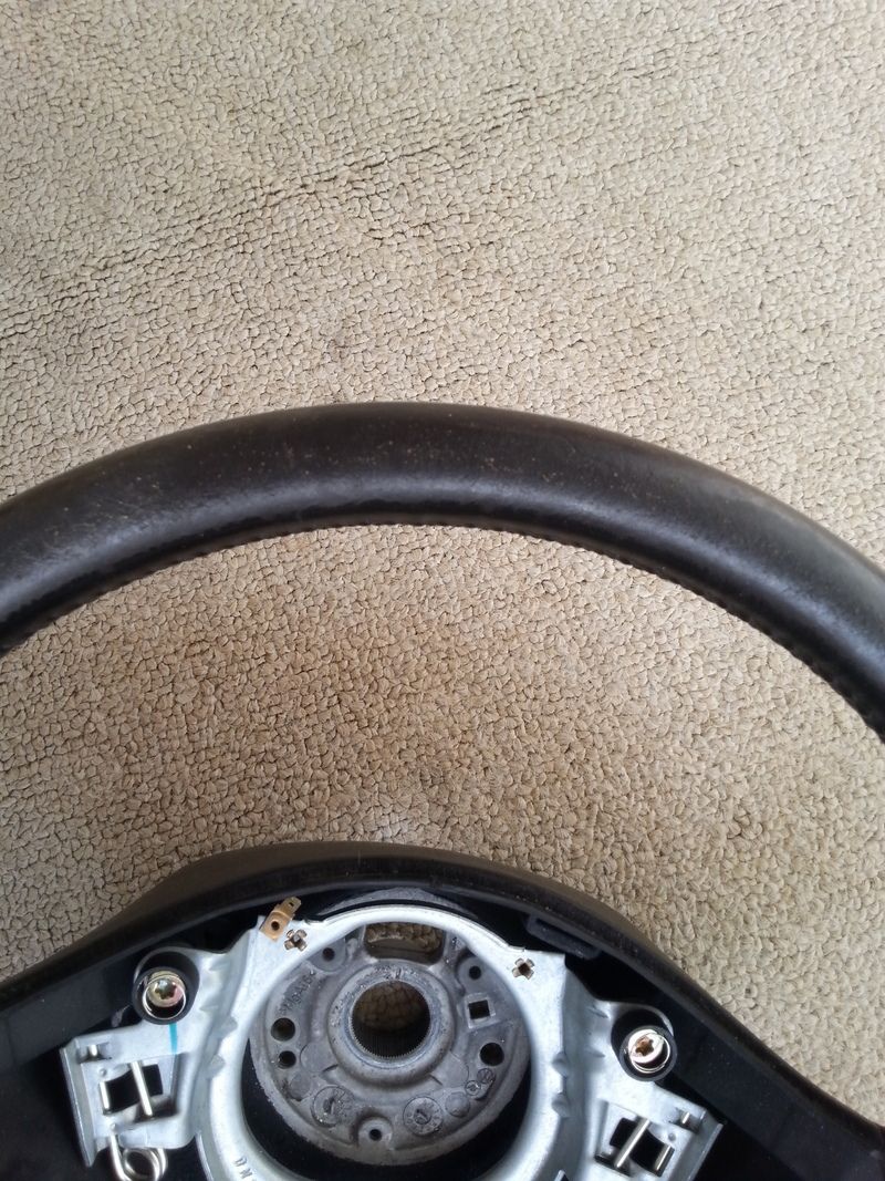 MK4 3 spoke steering wheel without airbag 45 obo VW Vortex
